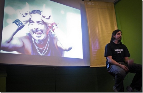 Conferencia con "Gallo" Bluguermann: "La fotografía representa a los grandes instantes de la vida"